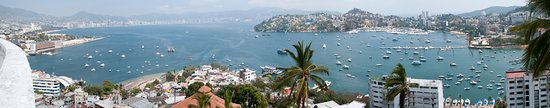 Indulge in Acapulco's Culinary Delights