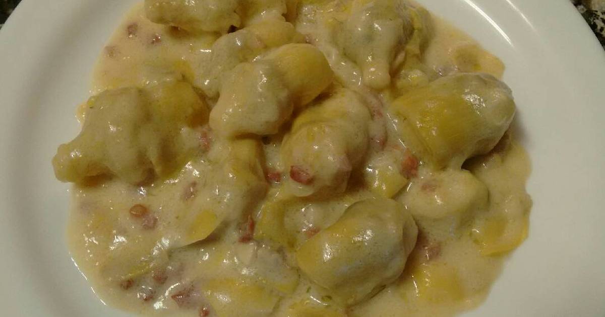 Alcachofas con jamón y crema de queso