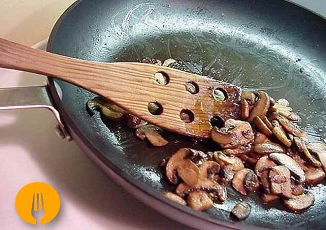 Champiñones a la plancha con ajo y limón