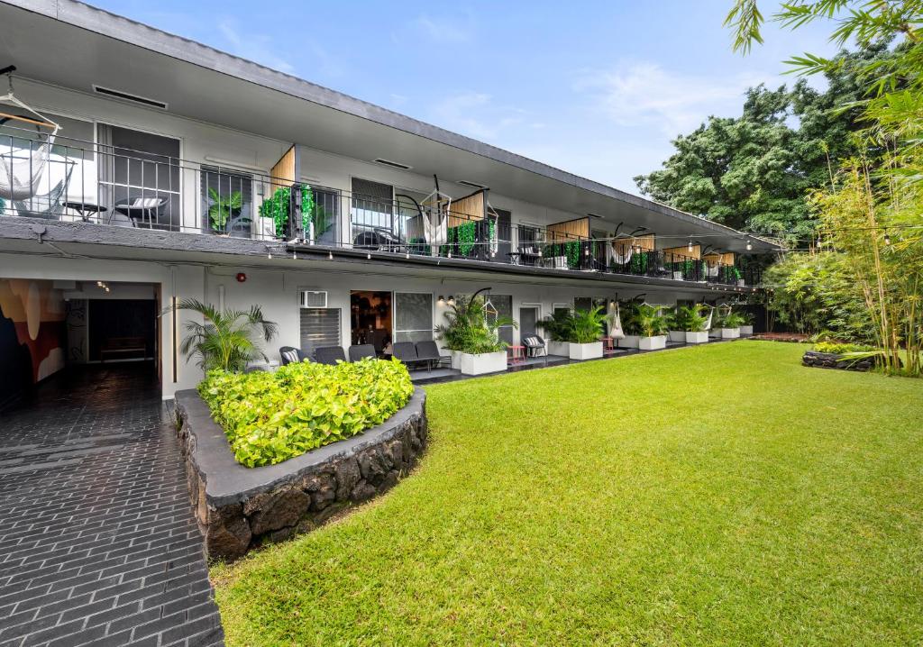Eco-Friendly Seaside Hotel