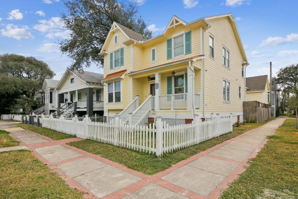 The Lost Bayou Guesthouse
