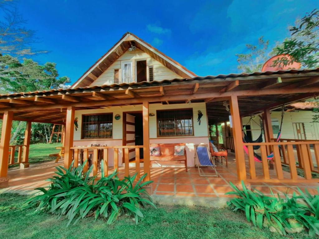 La Flor Family Hotel