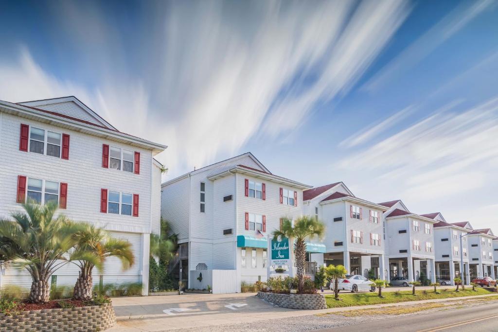 8. Islander Inn