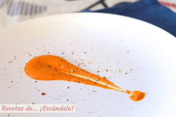 Receta de Pimientos de piquillo rellenos de bacalao con salsa de naranja