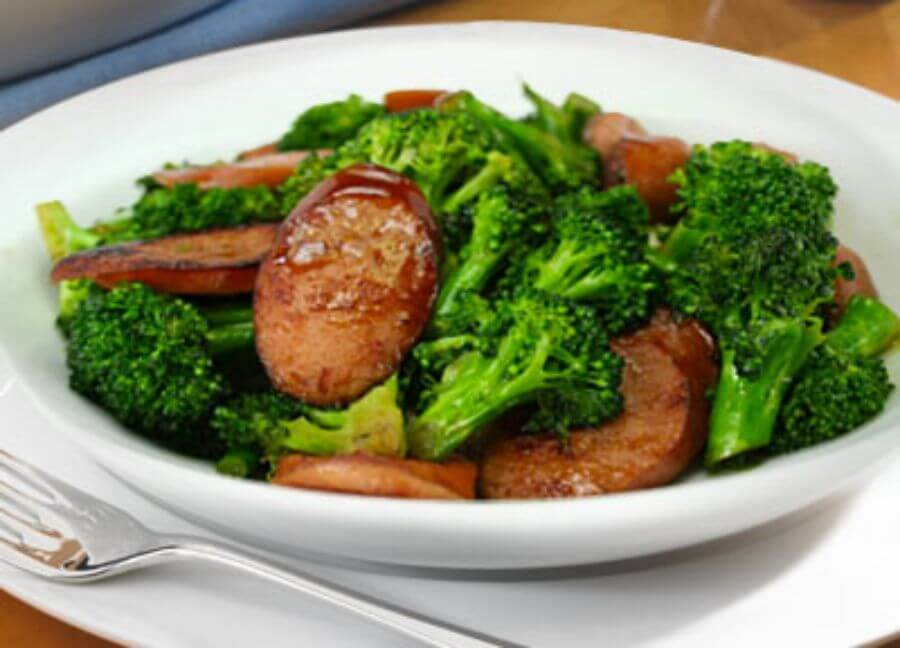 Kielbasa and Broccoli Stir-Fry