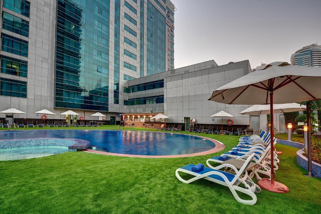 6. Marina View Hotel