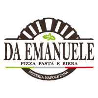 Pizza de bresaola y parmesano con pimientos y cebolla caramelizada