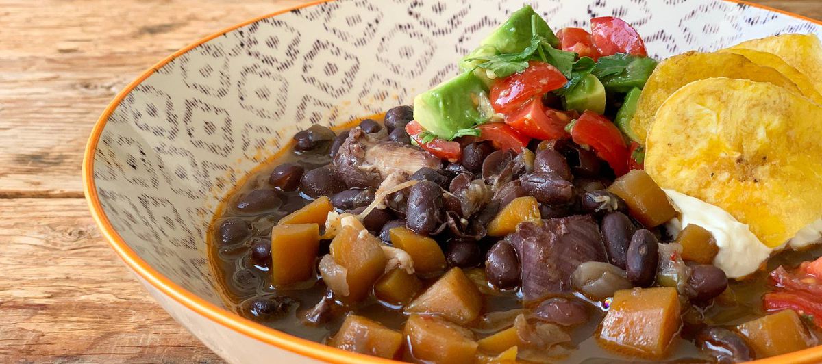 Pochas con chorizo y especias mexicanas