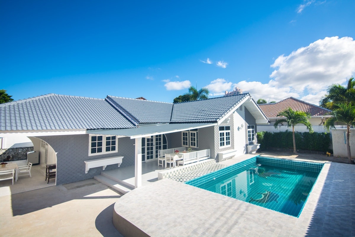 Private Pool Villa in a Gated Community