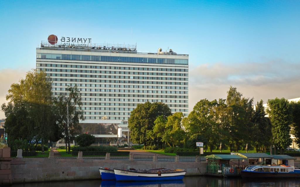 Hotel Azimut