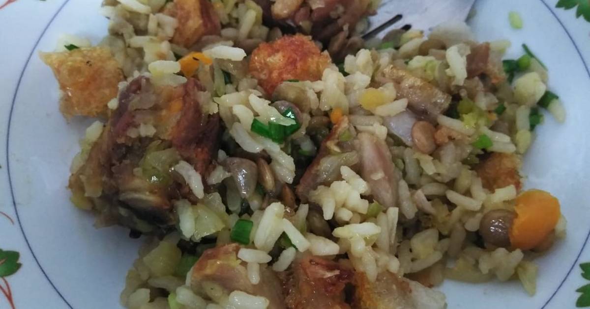 Lentejas estofadas con tocino y cebolla caramelizada