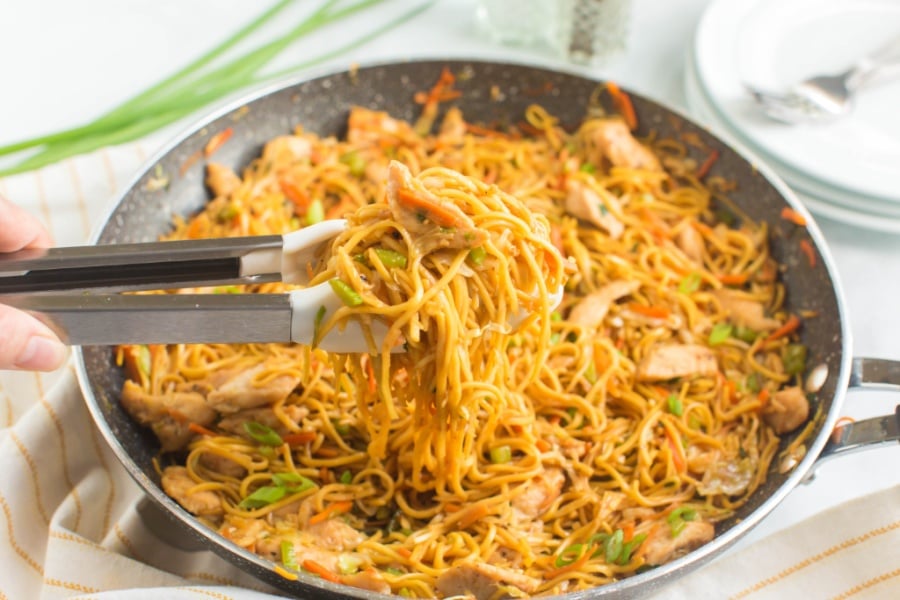 Ginger Scallion Chicken Chowmein