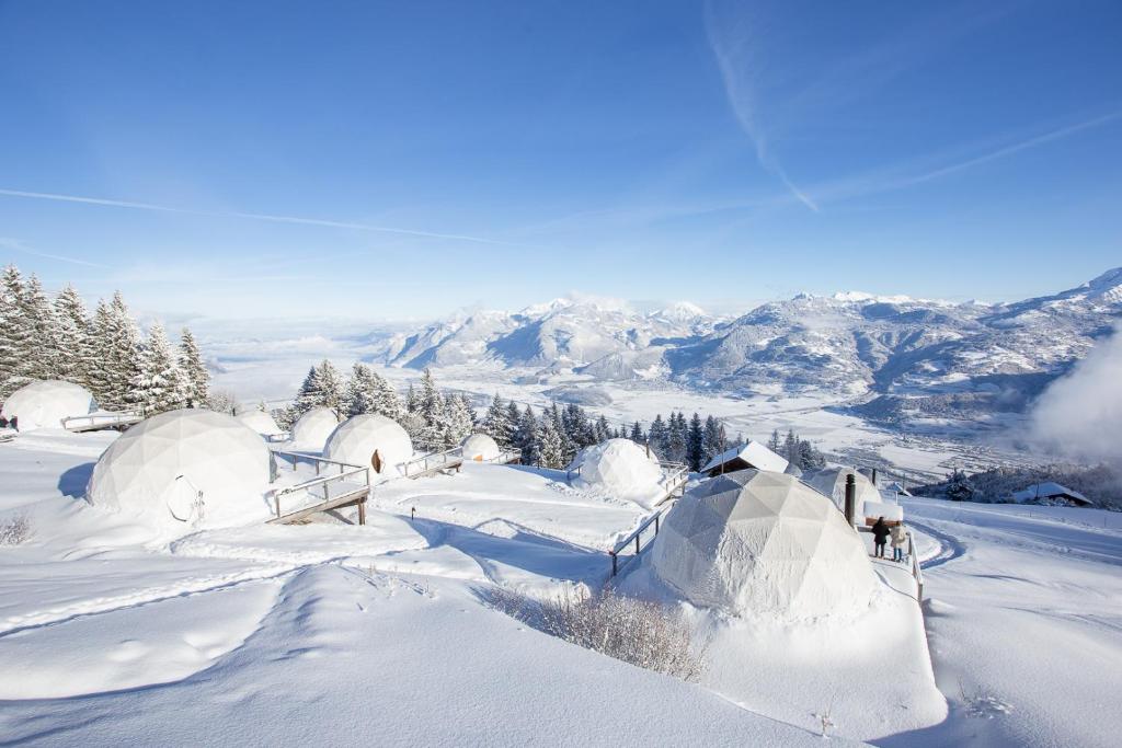 Whitepod Eco-Luxury Hotel