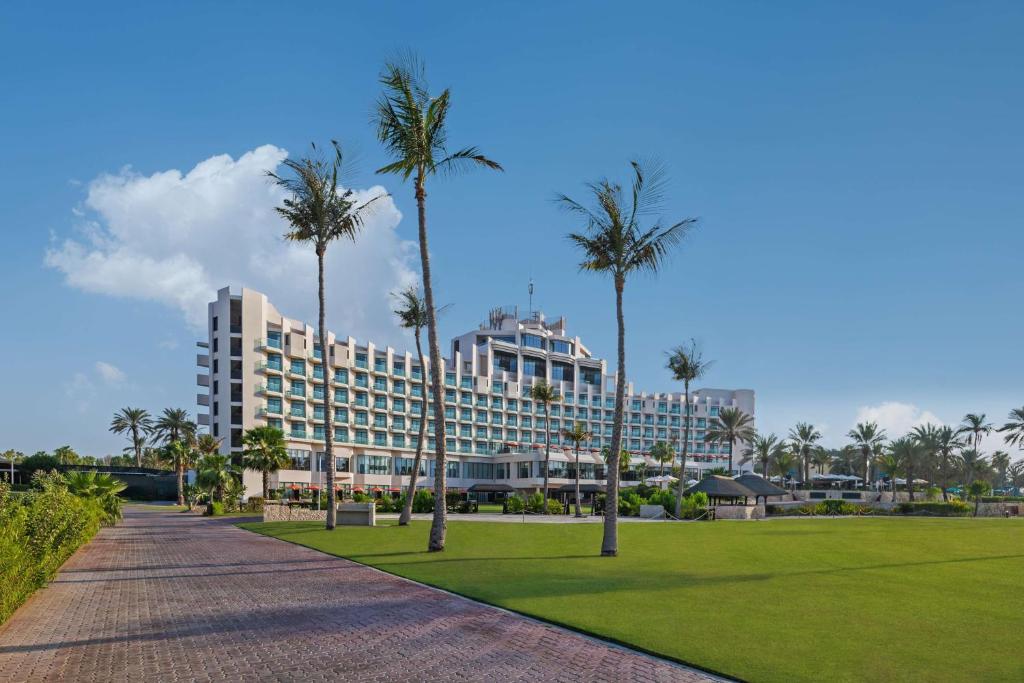 Jebel Ali Beach Hotel