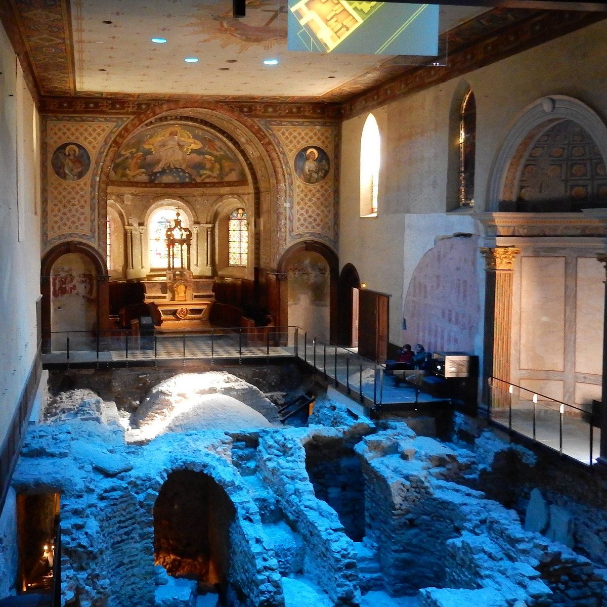 Visit the Grenoble Archaeological Museum