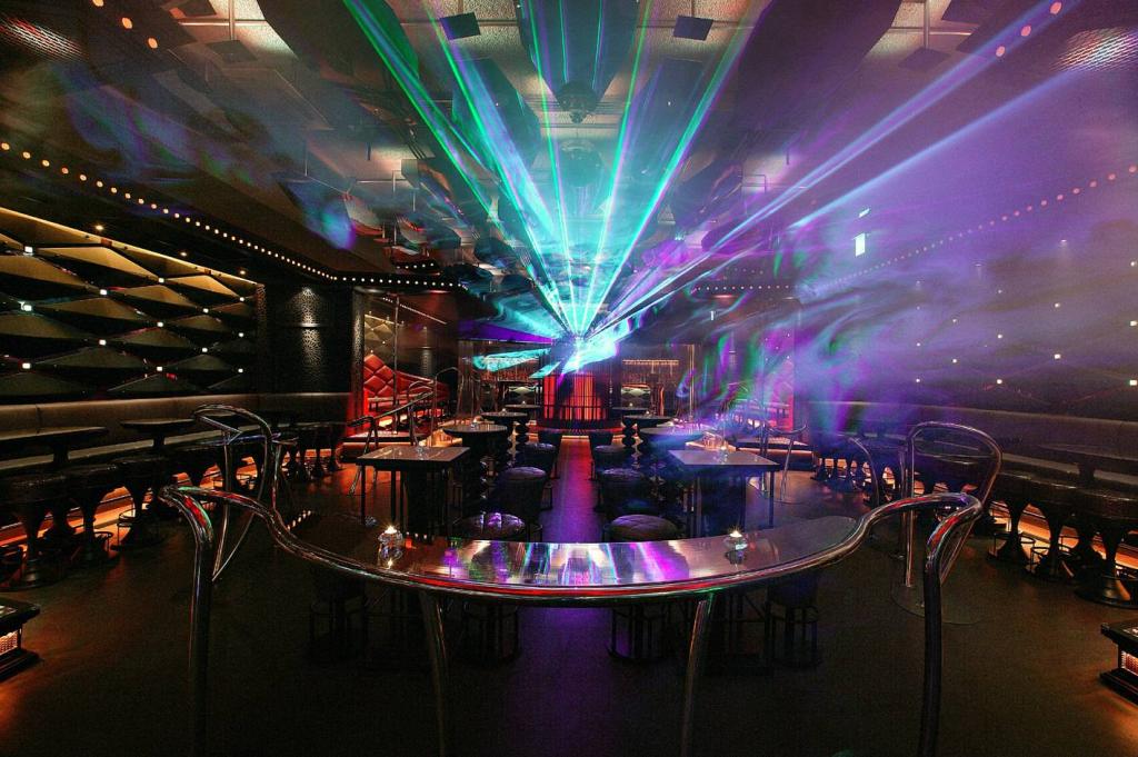 Club Mute