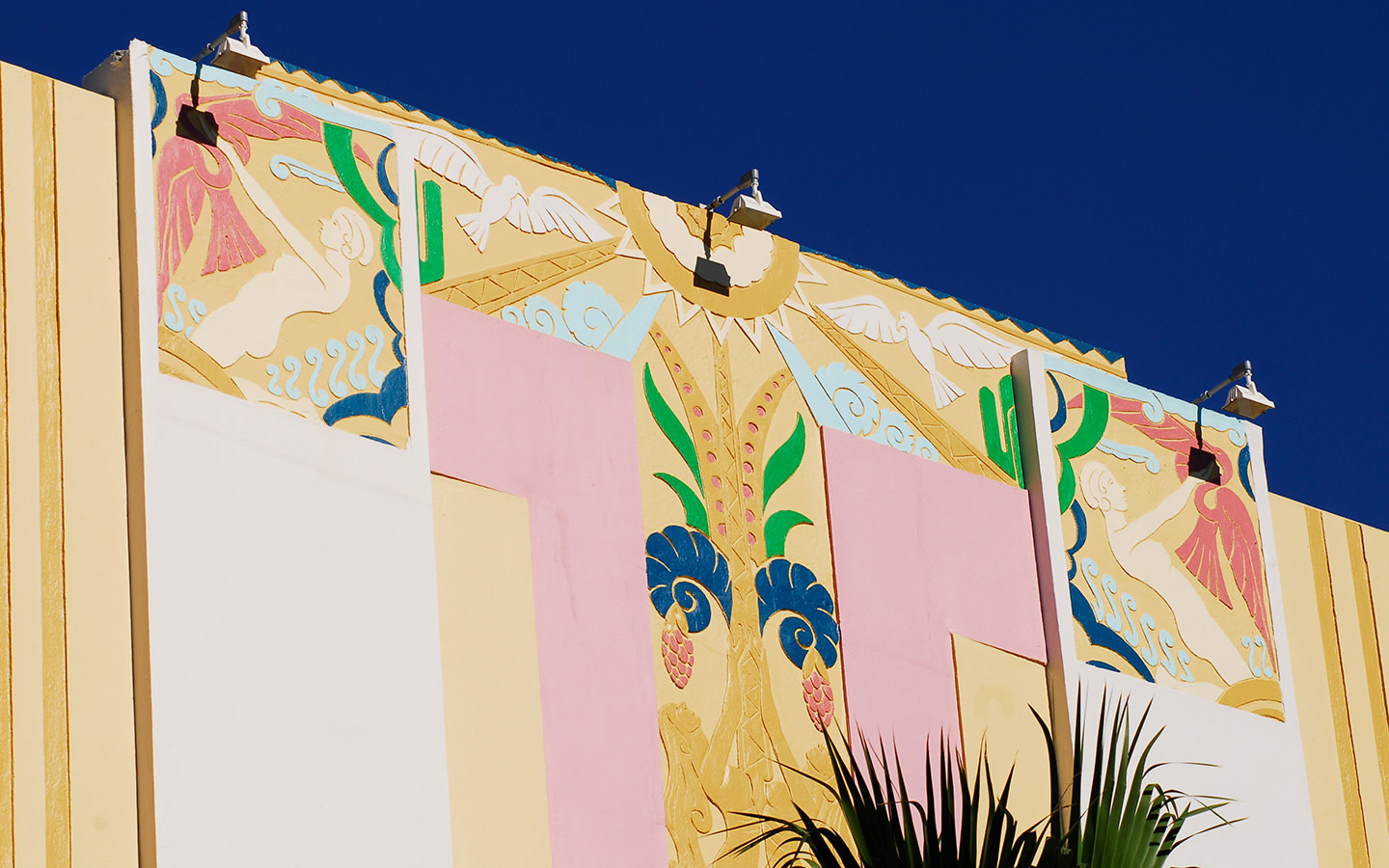 Historic Art Deco Villa