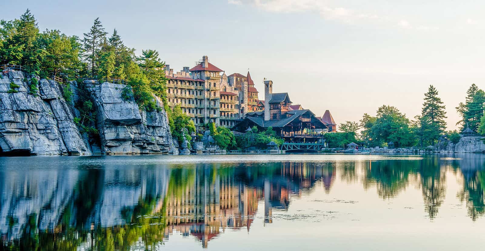 Lakeview Manor Spa Retreat