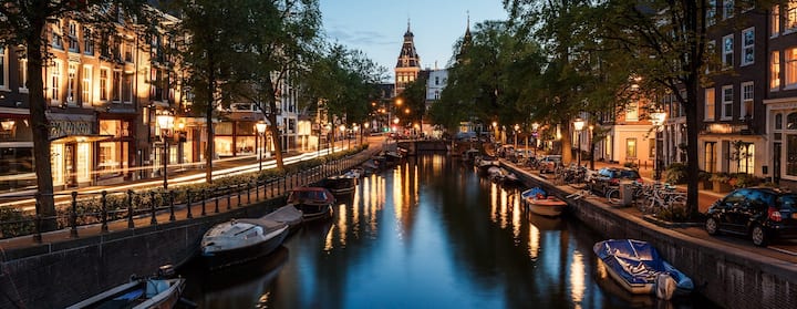 Apartamento con vistas al río Amstel