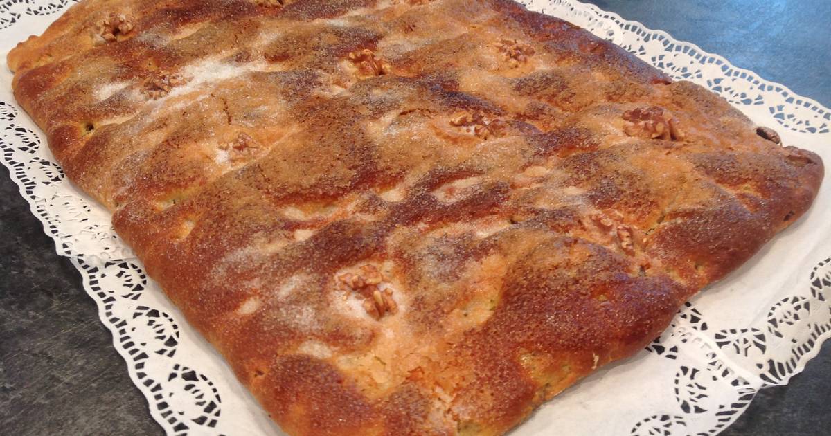 Receta de Coca de Brioche con Nueces