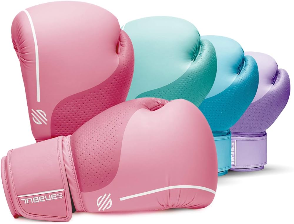 8. Everlast Women's Kickboxing Socks