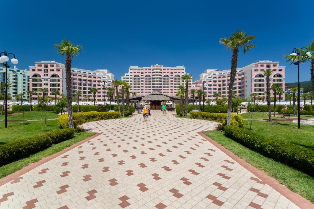 Hotel DIT Majestic Beach Resort