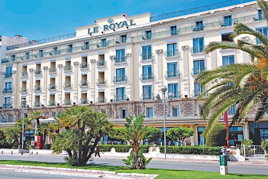 Le Royal Hotel