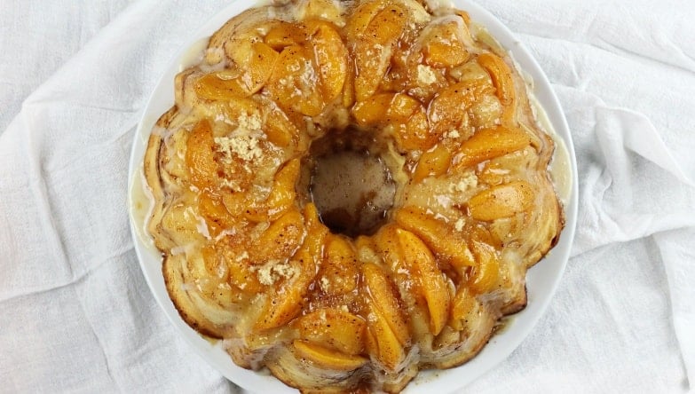 Peach Cobbler Cake with Cream Cheese