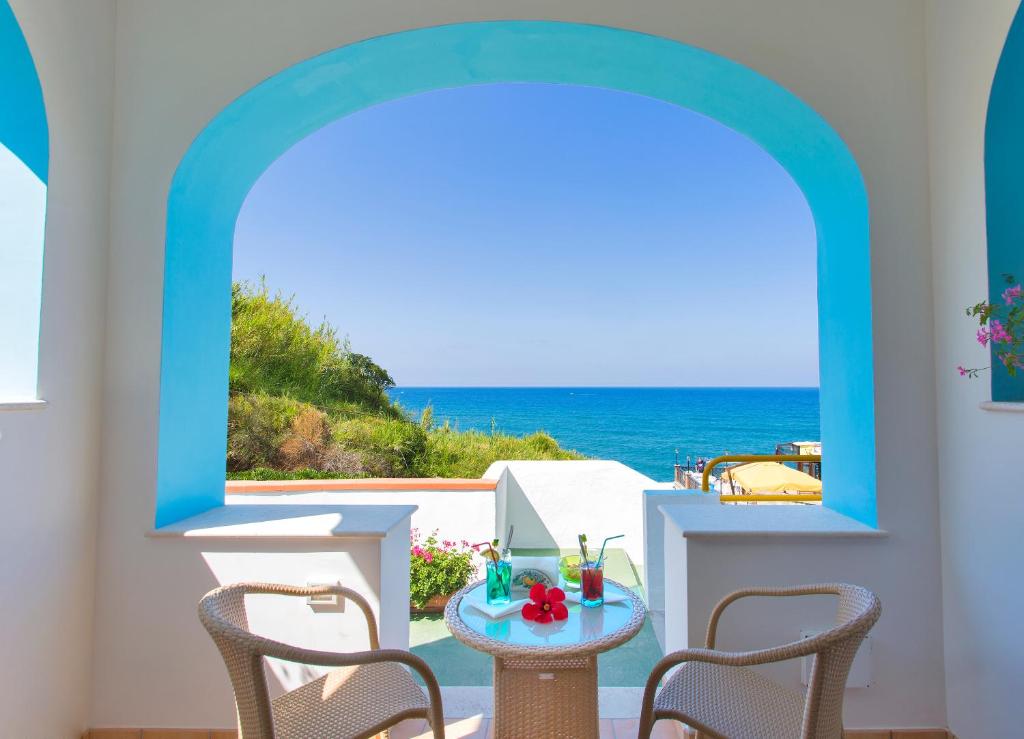 Cava Beach
