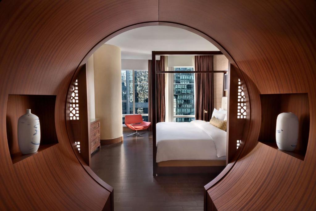The Shangri-La Hotel Toronto