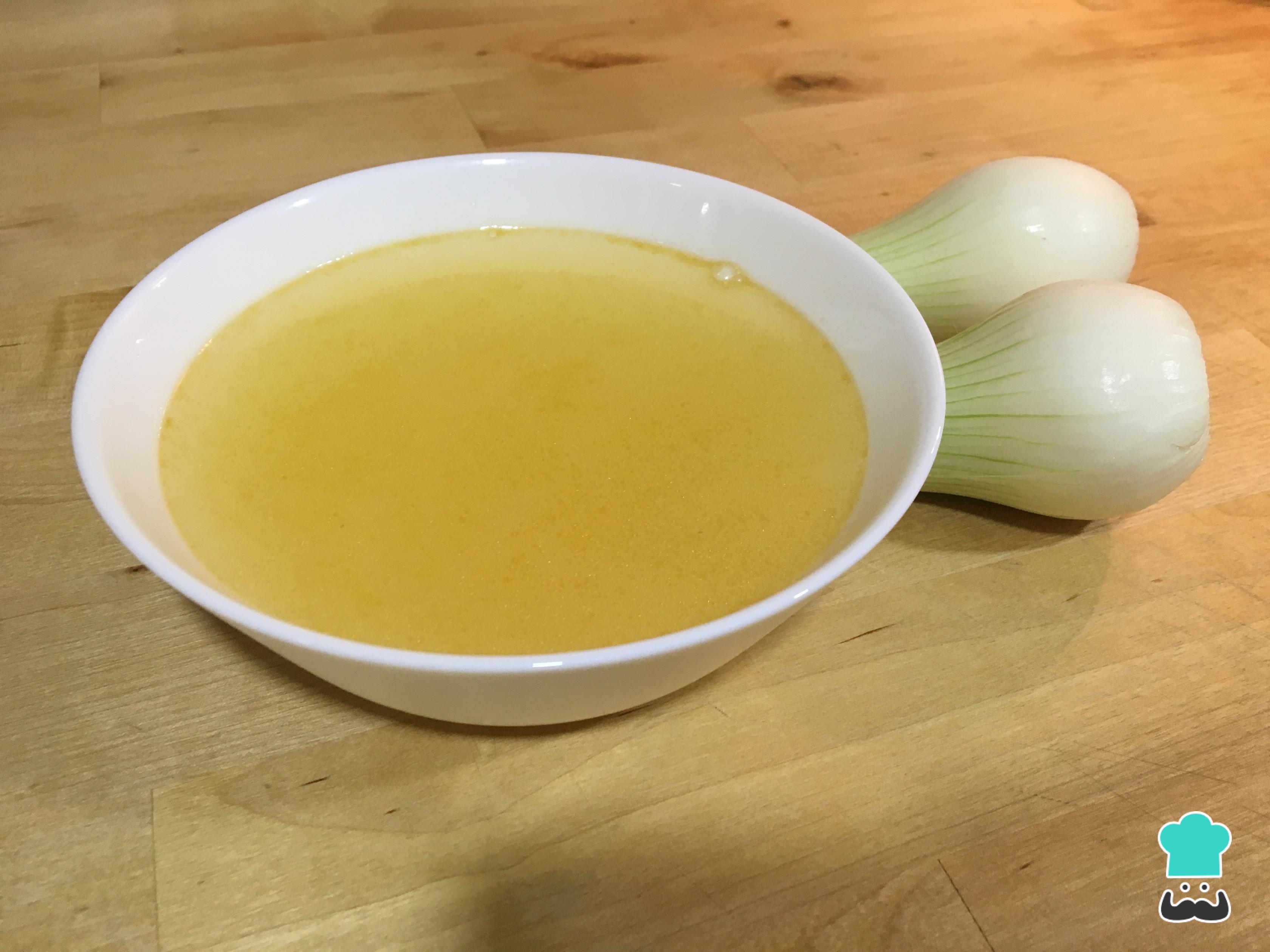 Receta de sopa de cebolla en robot de cocina