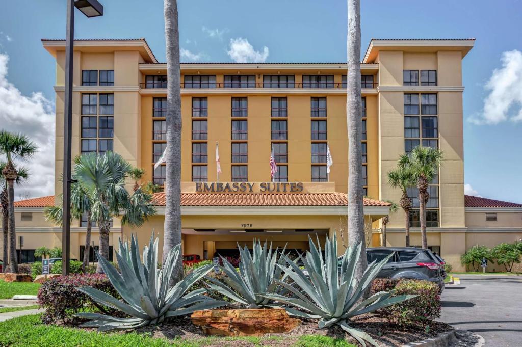 5. Embassy Suites by Hilton Orlando International Drive Convention Center
