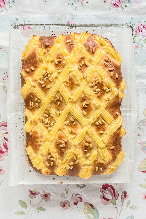 Coca de Brioche por La Cocina de María