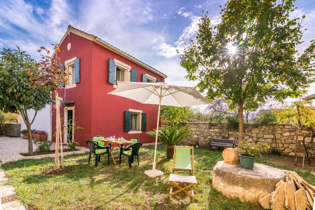 Rustic Apartment in a Traditional House