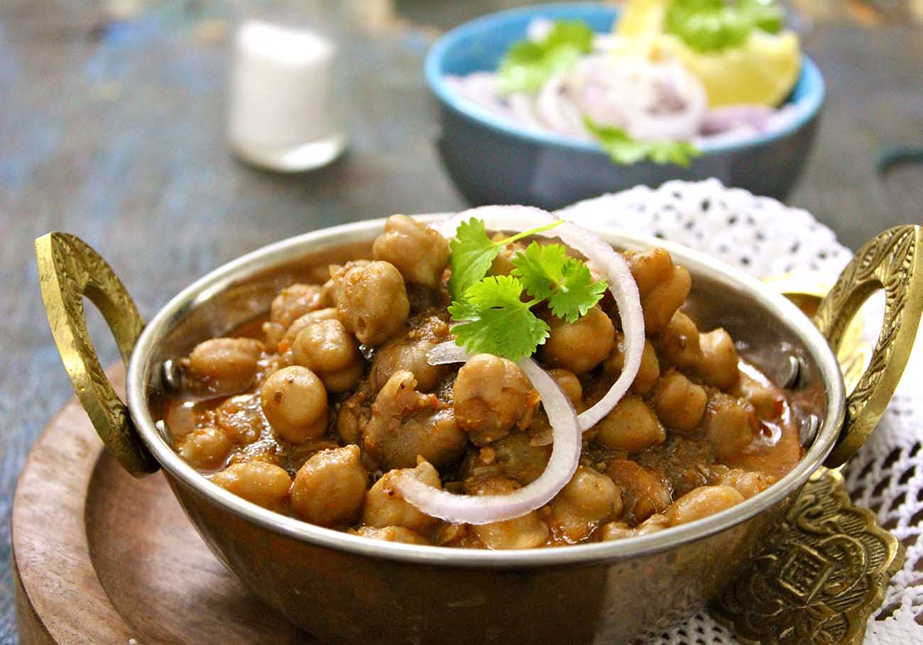Peshawari Chole Bhature Recipe
