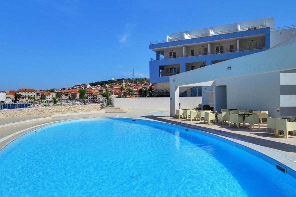 Hotel Pastura Postira
