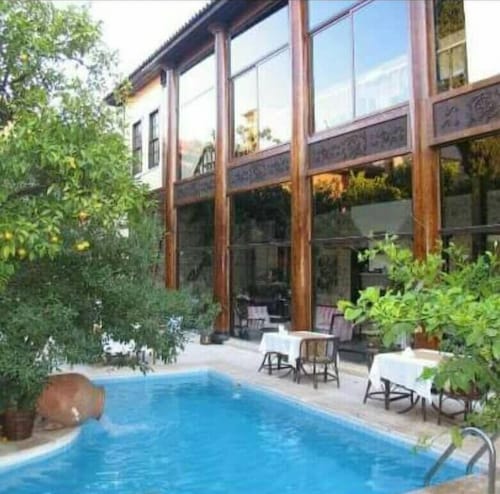 Hotel Villa Perla