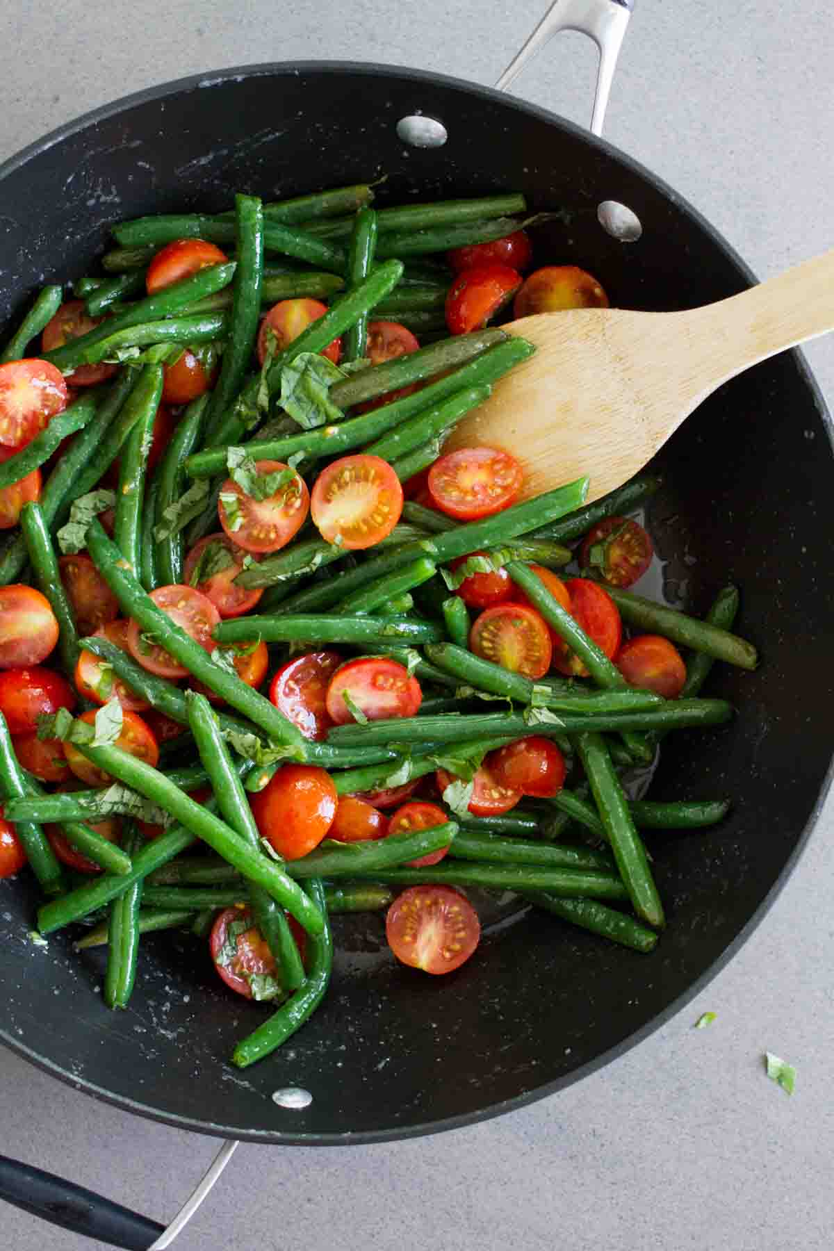 Green Beans with Tomatoes