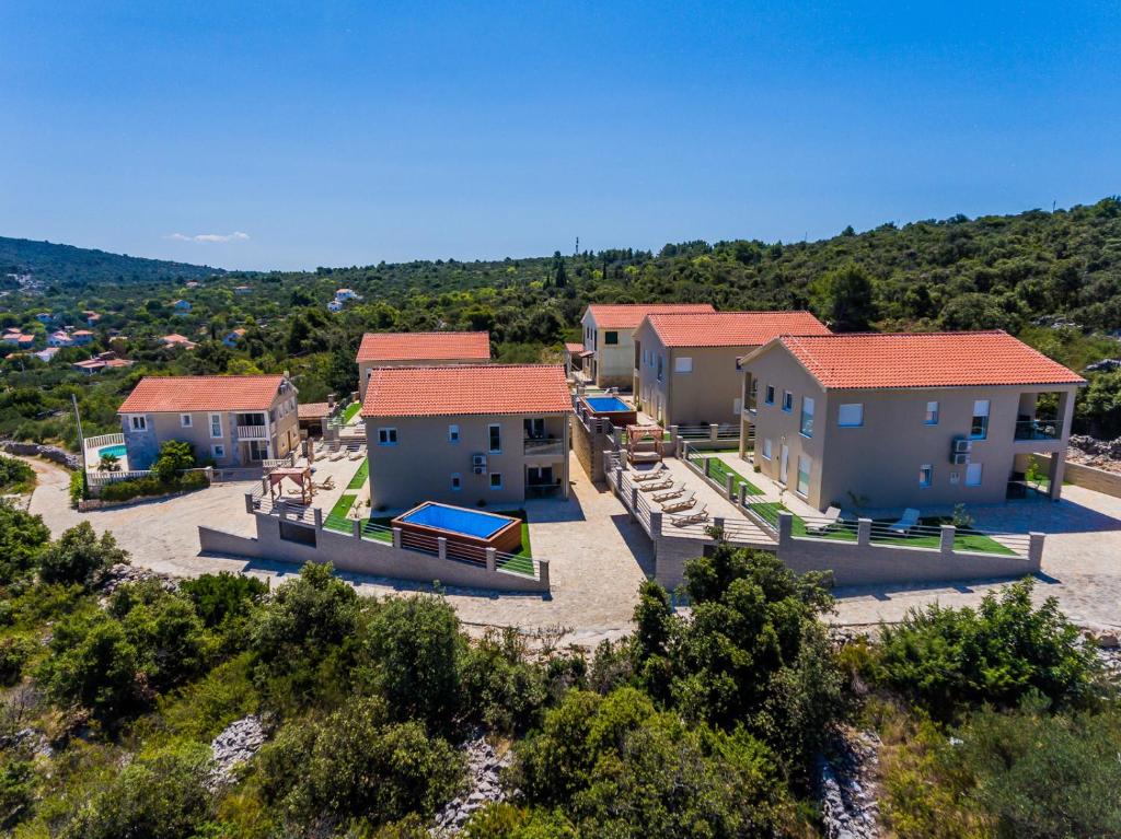 Eco Retreat Drvenik