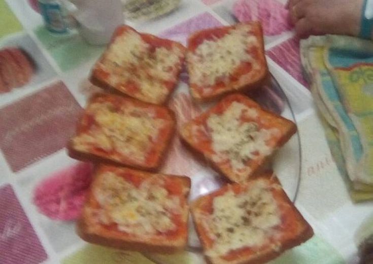 Pizza Quattro Formaggi con Thermomix y jamón serrano