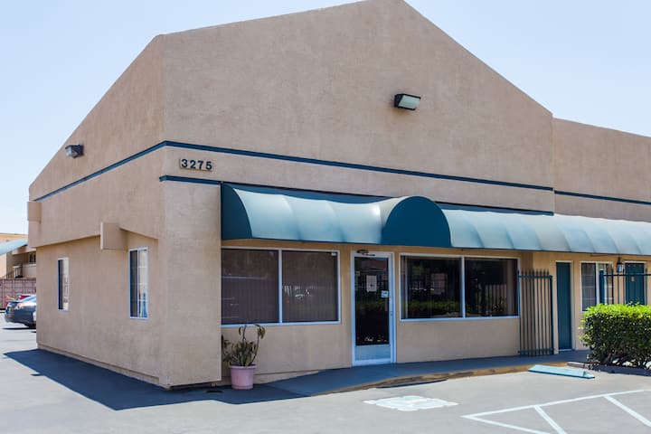Travelodge by Wyndham San Diego SeaWorld