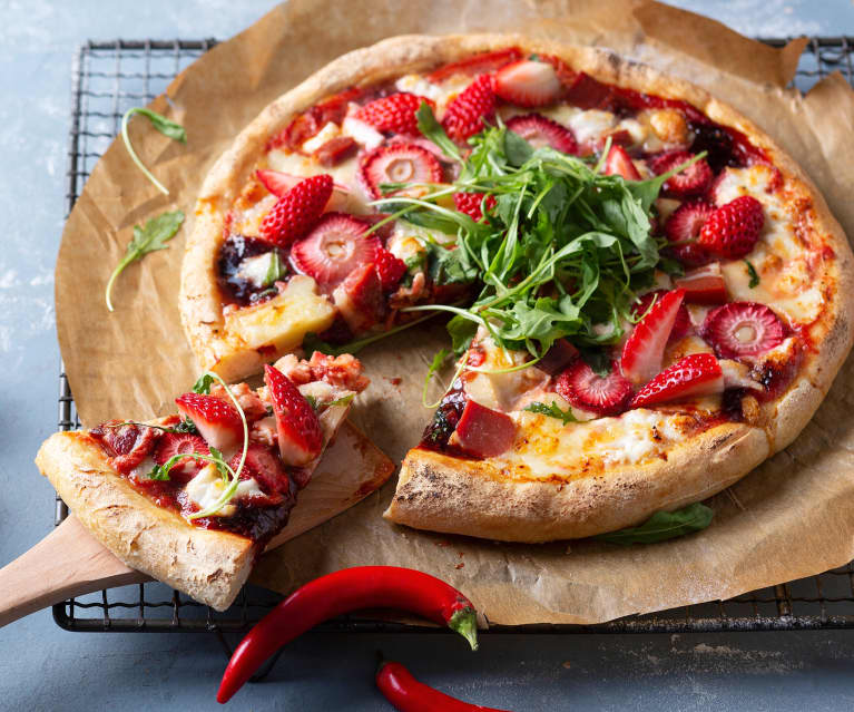 Pizza de jamón y rúcula con masa de espelta en Thermomix