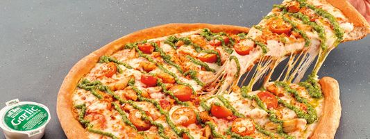 Pizza Caprese con pollo