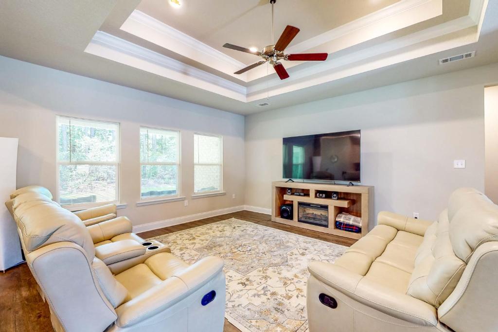 8. Ocean Breeze Retreat