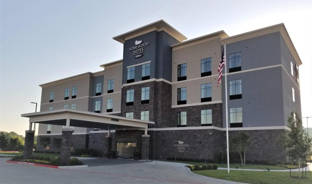 Memorial Suites