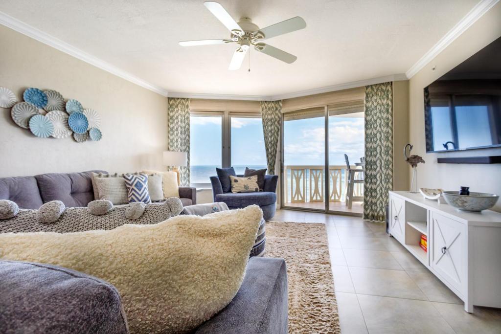 Paloma Beachfront Boutique Hotel