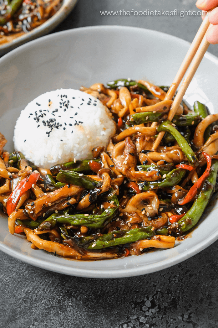 Green Bean and Mushroom Stir-Fry