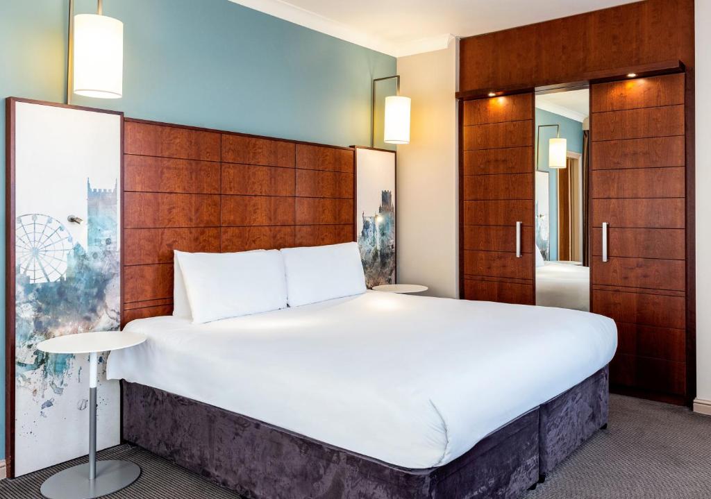 Mercure Bristol Holland House Hotel and Spa