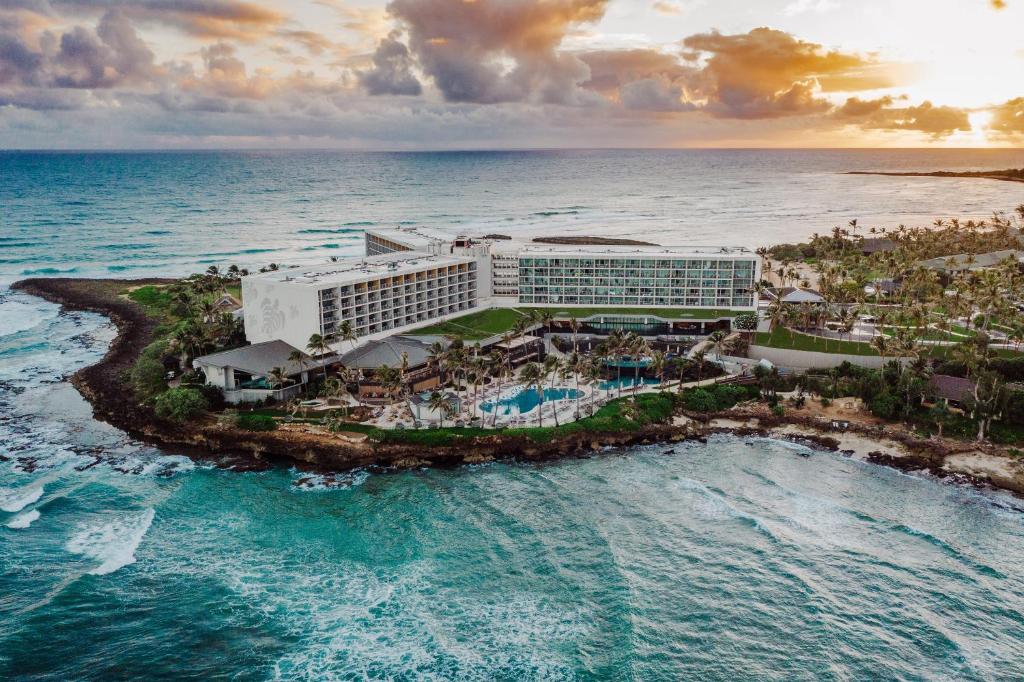 Pet-Friendly Retreat at Rtina Bay Resort