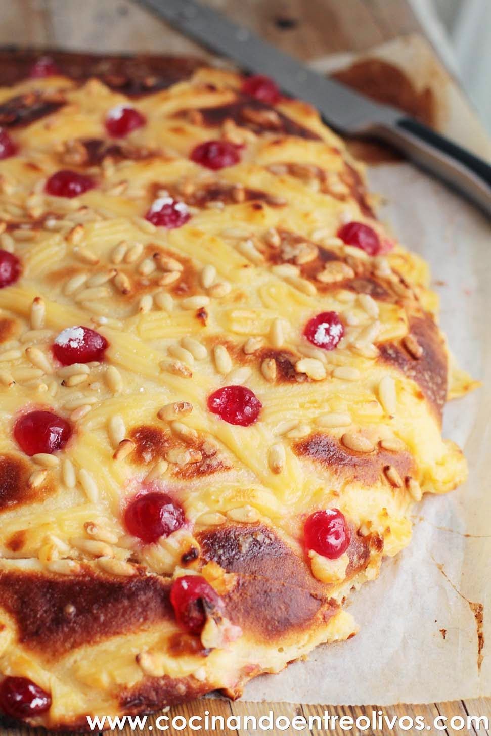 Coca de Brioche con Azúcar Glass